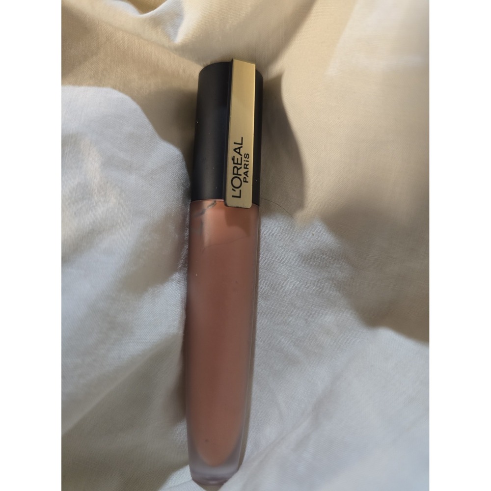 L'Oreal Paris Rouge Signature Lasting Matte Liquid Lipstick #418 Empower